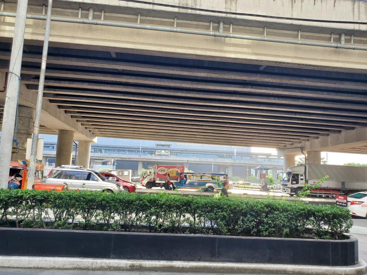 Cozyvilla At 81 Newport Blvd Walk To Naia T3 Marriott & Resorts World Casino & Newport Mall For 5 Pax Free Parking!!!! 帕赛 外观 照片
